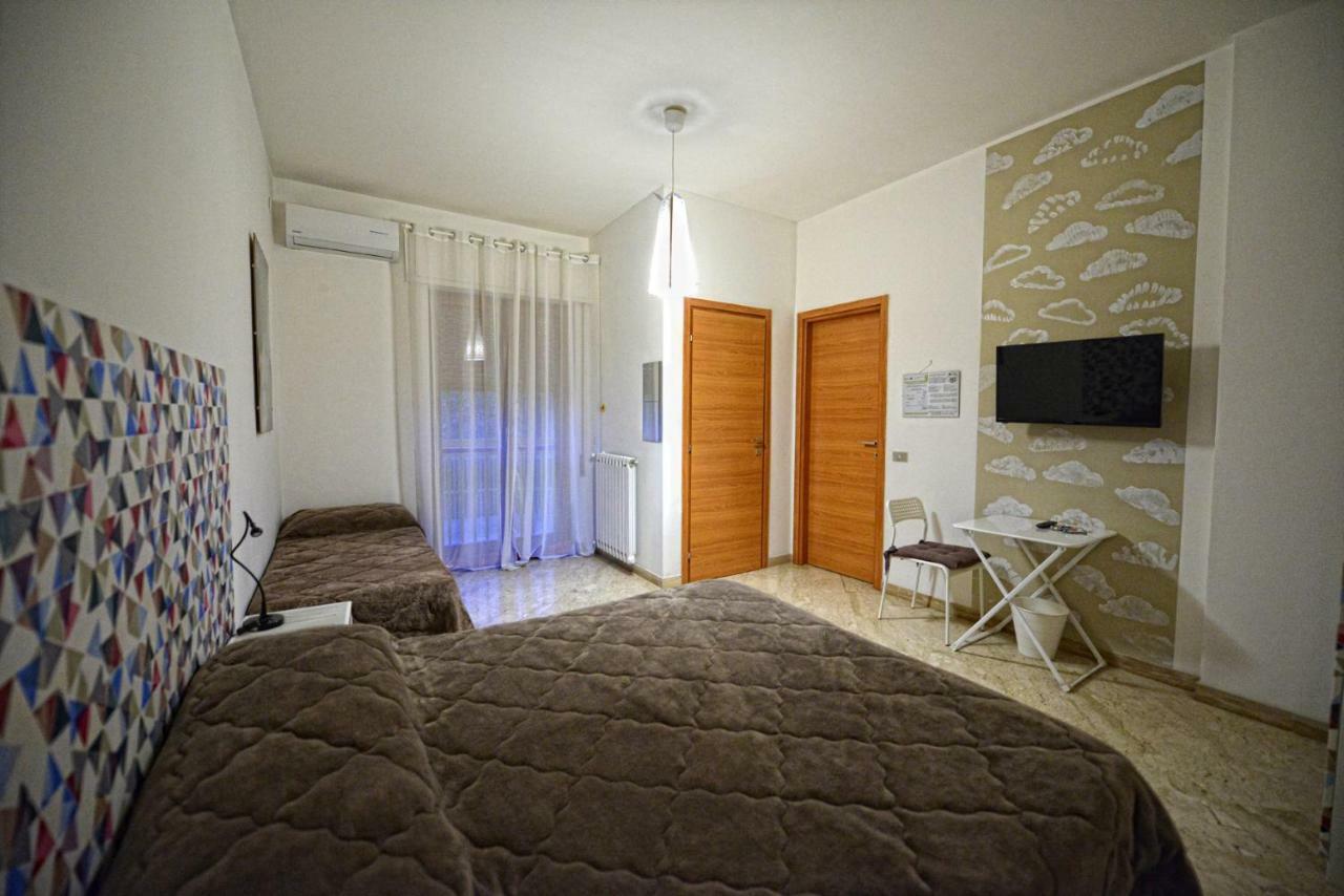 Aback Policlinico Hotel Bari Kültér fotó