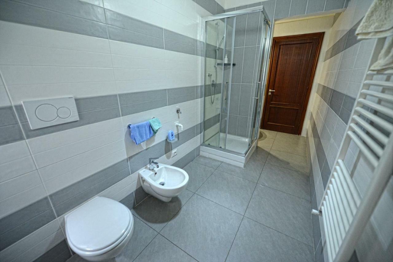 Aback Policlinico Hotel Bari Kültér fotó